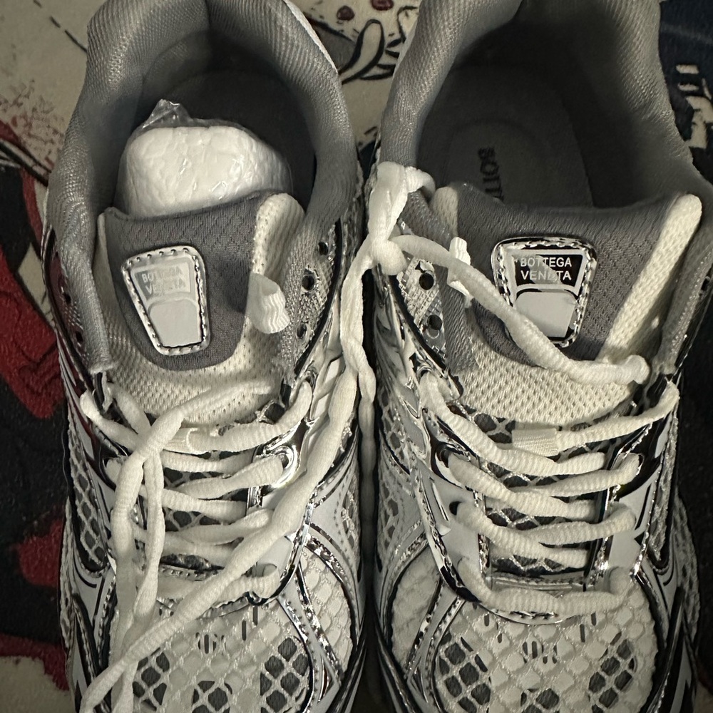 Bottega Veneta Men’s White & Silver Lace-Up Sneakers